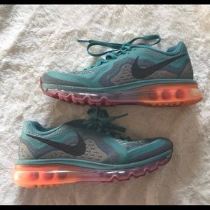 AirMax Nike women's shoe